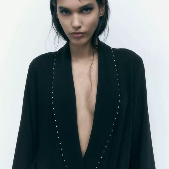 Zara Black Rhinestone Short blazer dress with V-neck lapel collar long sleeves - Picture 4 of 10